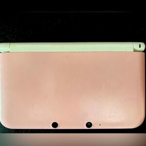 Pink Nintendo 3D XL